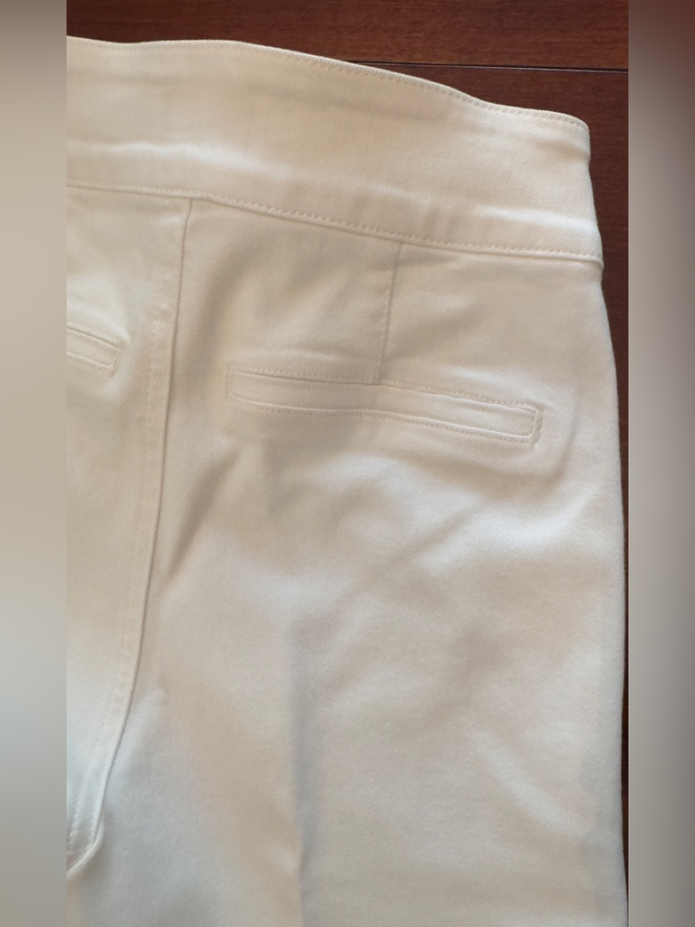 Alice + Olivia Narin Flared Women Pants
Size 24 - Picture 6 of 9